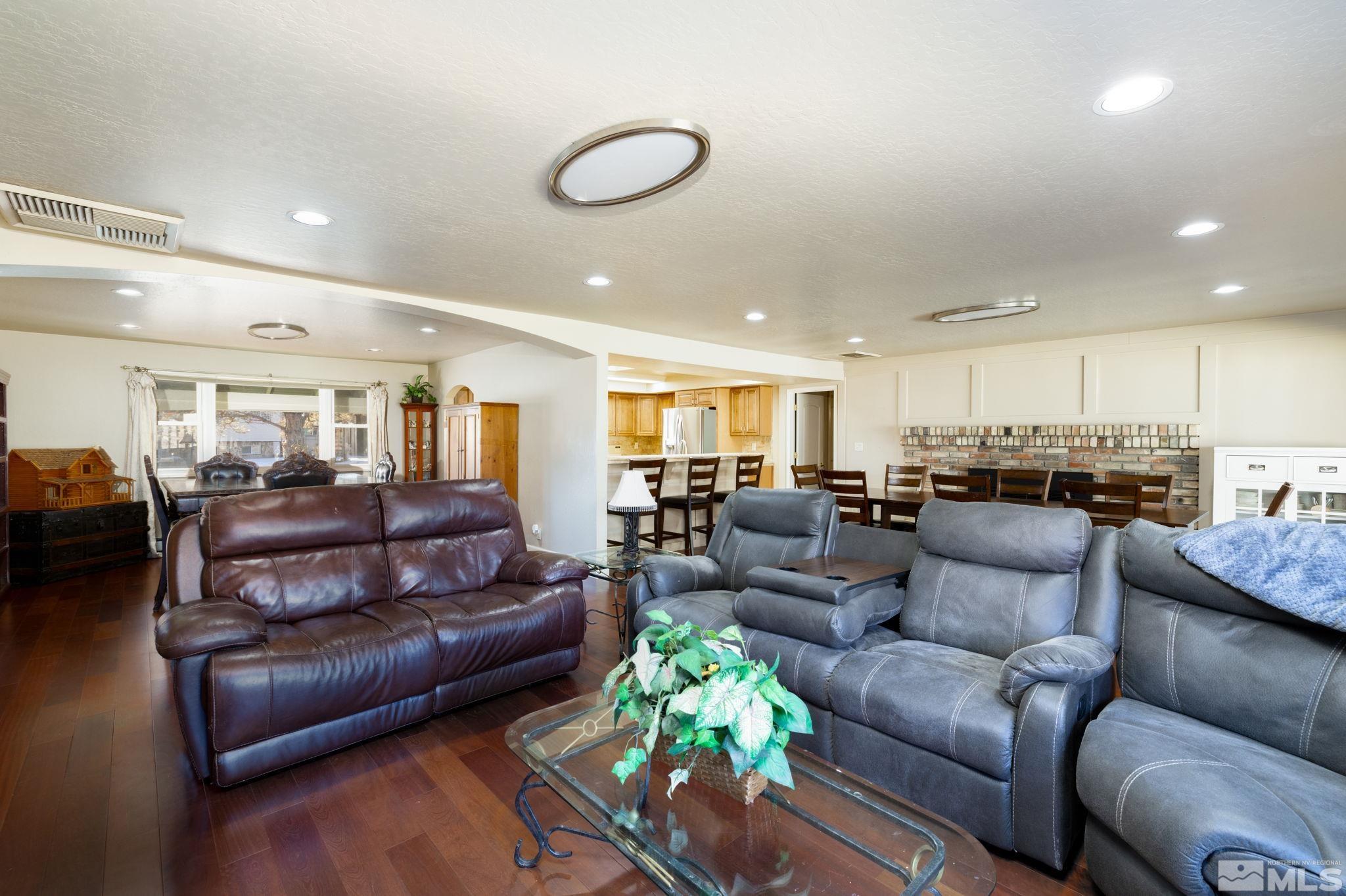 6350 Plum Hollow Circle Reno, NV 89502 - Photo 8 of 40 Photo 8