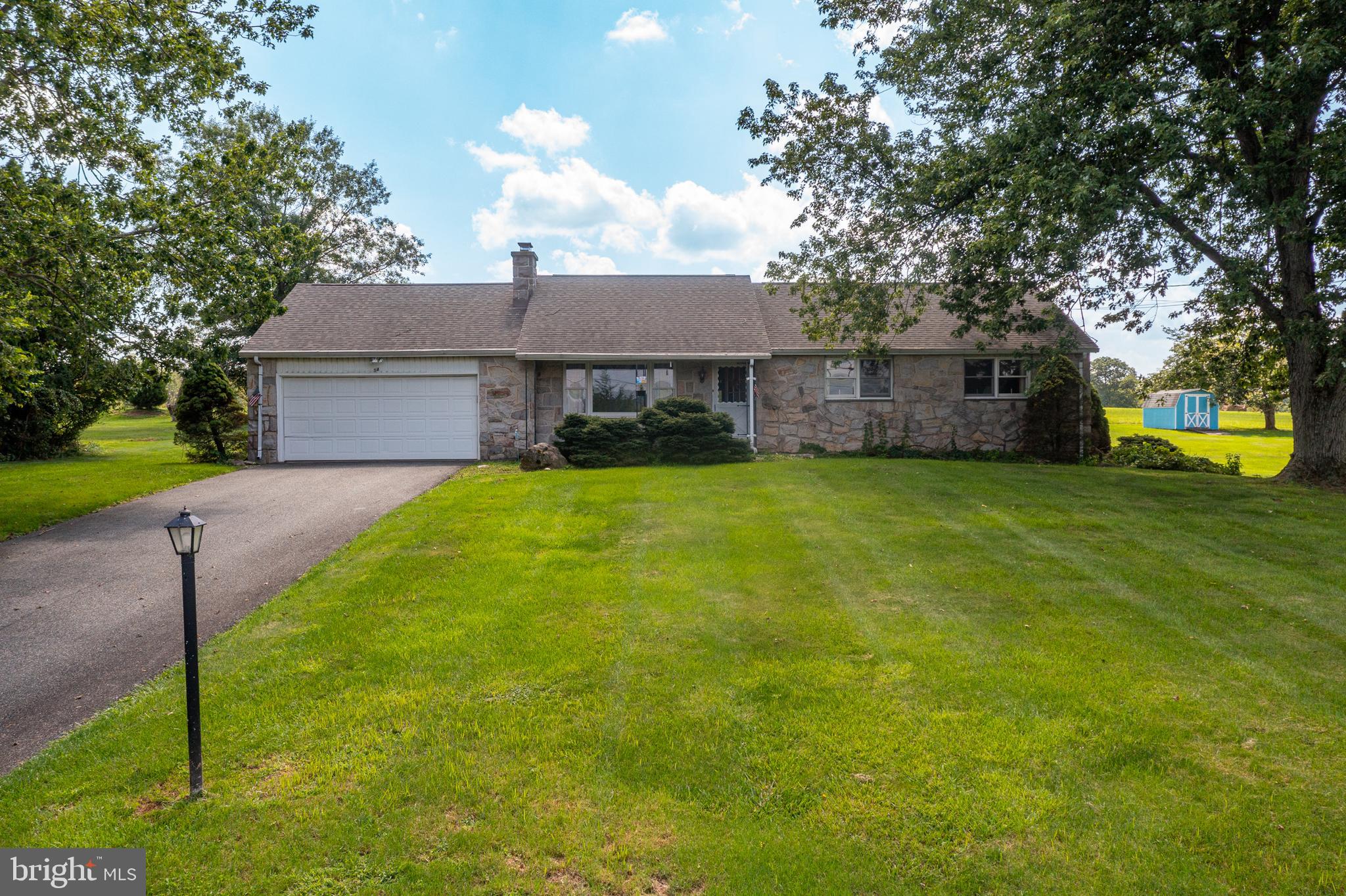 34 Locust Road Boyertown, PA 19512 - Photo 2 of 27 Gallery Image 2