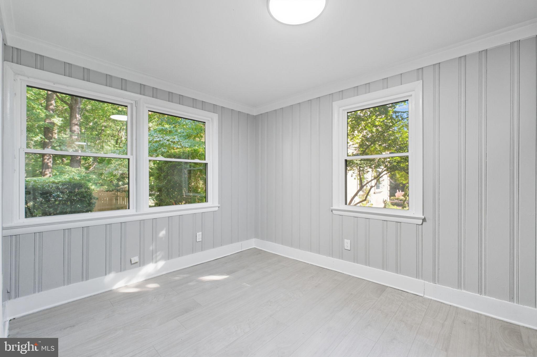 2539 Gallows Road Dunn Loring, VA 22027 - Photo 41 of 43 an empty room with windows