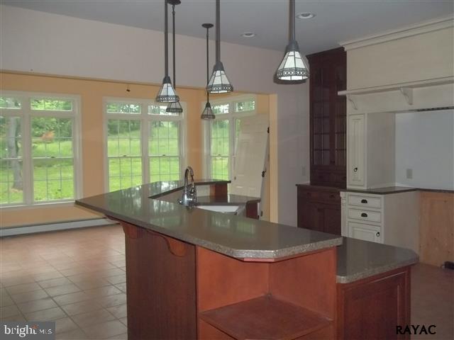 201 Carr Hill Road Gettysburg, PA 17325 - Photo 7 of 17