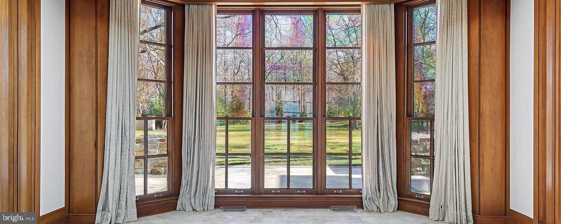 10111 Iron Gate Road Potomac, MD 20854 - Photo 10 of 94 Panoramic views from every room!