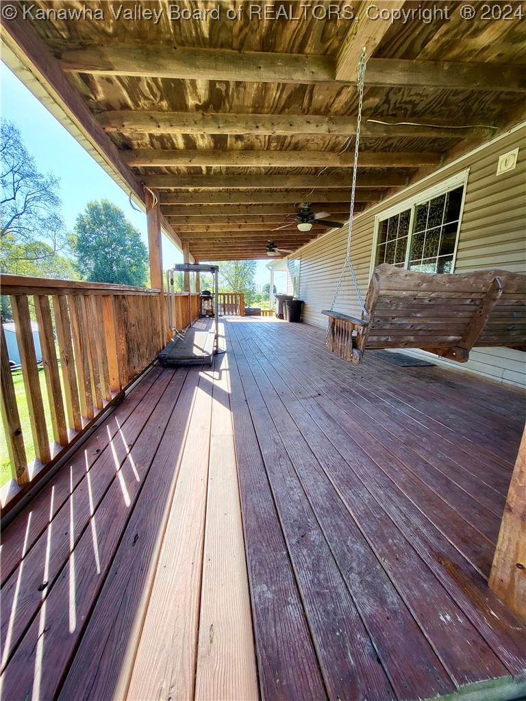 579 Midway Acres Drive Ripley, WV 25271 - Photo 4 of 21 Gallery Image 4