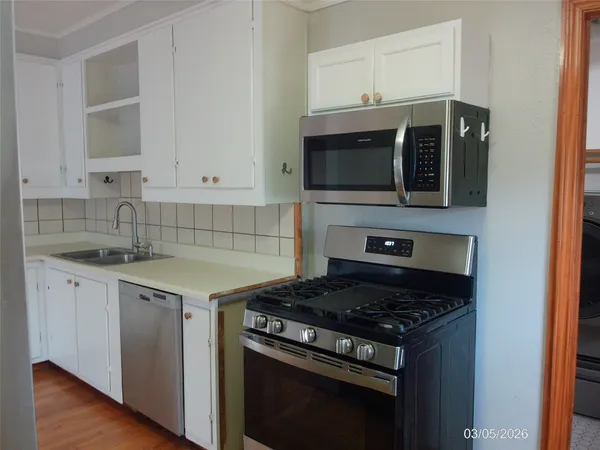 $1,200 | 4619 Ave South, Unit 2, Galveston, TX 77551