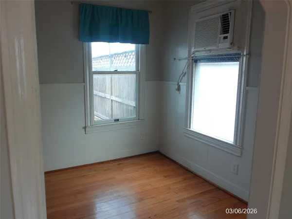 $1,200 | 4619 Ave South, Unit 2, Galveston, TX 77551