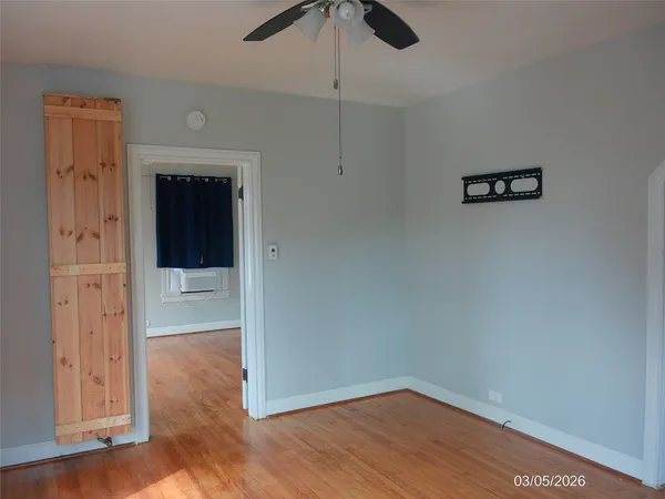 $1,200 | 4619 Ave South, Unit 2, Galveston, TX 77551