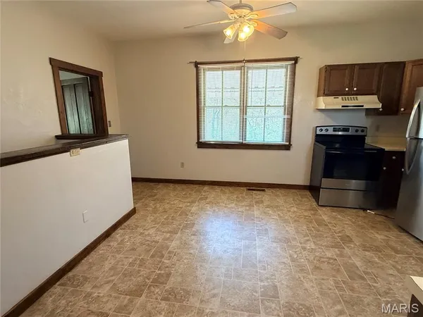 $349,000 | 229 Lee Avenue, Collinsville, IL 62234