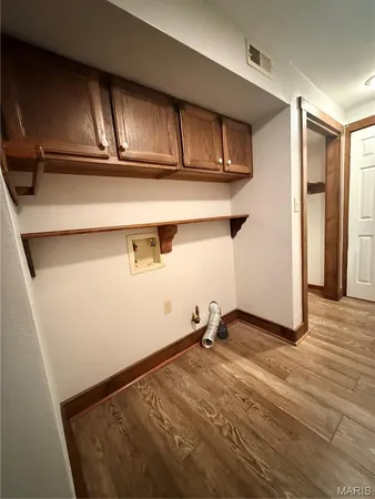 $349,000 | 229 Lee Avenue, Collinsville, IL 62234