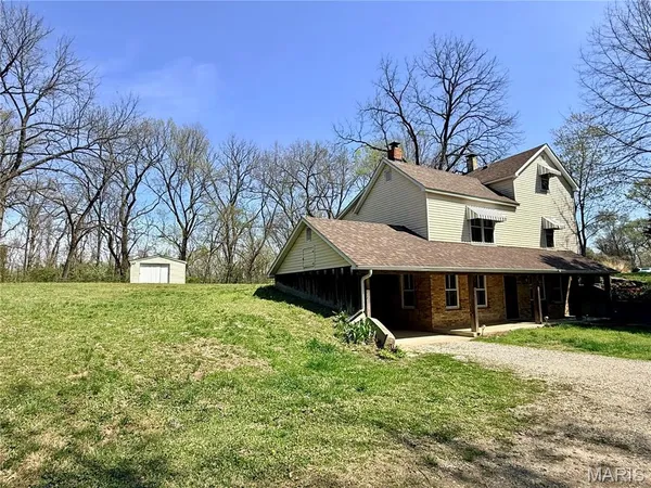 $349,000 | 229 Lee Avenue, Collinsville, IL 62234