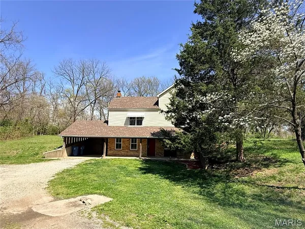 $349,000 | 229 Lee Avenue, Collinsville, IL 62234