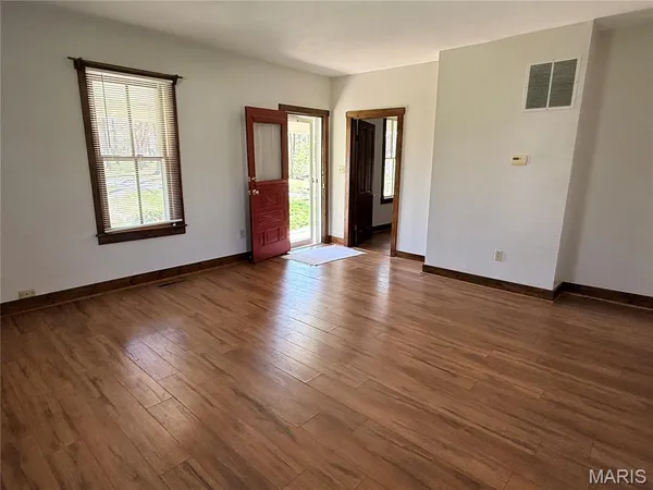 $349,000 | 229 Lee Avenue, Collinsville, IL 62234