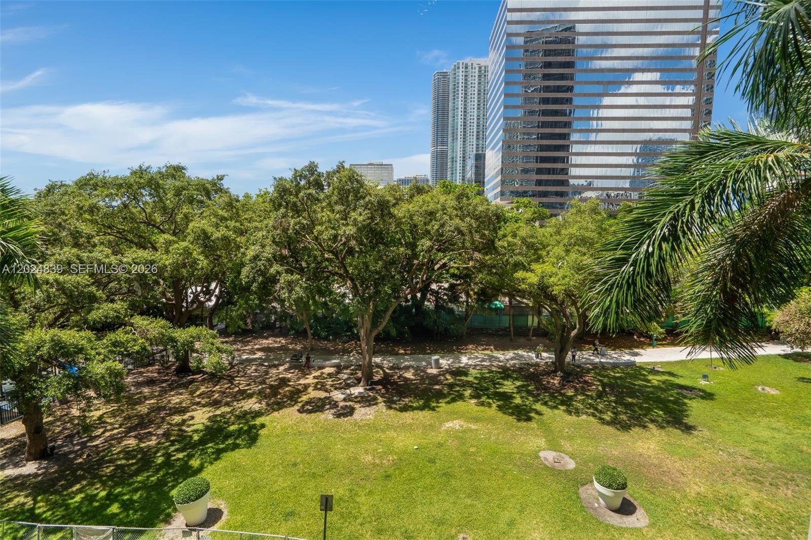 495 Brickell Avenue, Unit 409 Miami, FL 33131 - Photo 19 of 31