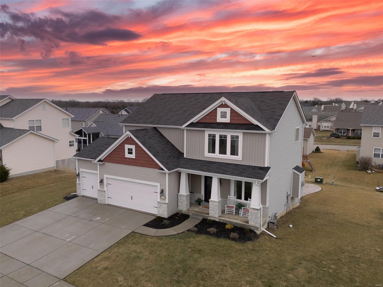 6014 BLAKE THOMAS DR