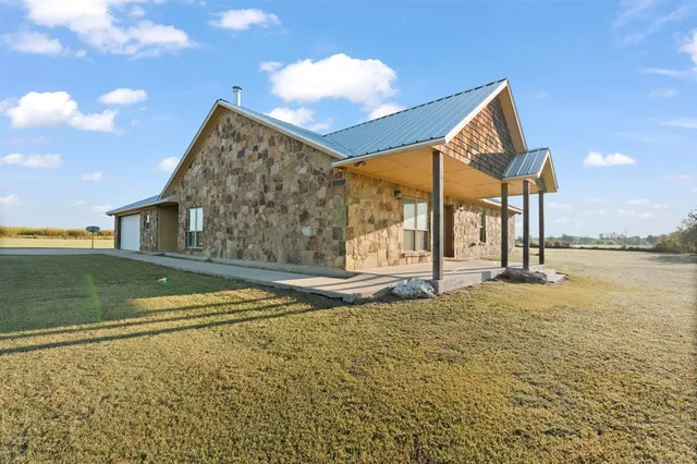 a view of a volley ball court