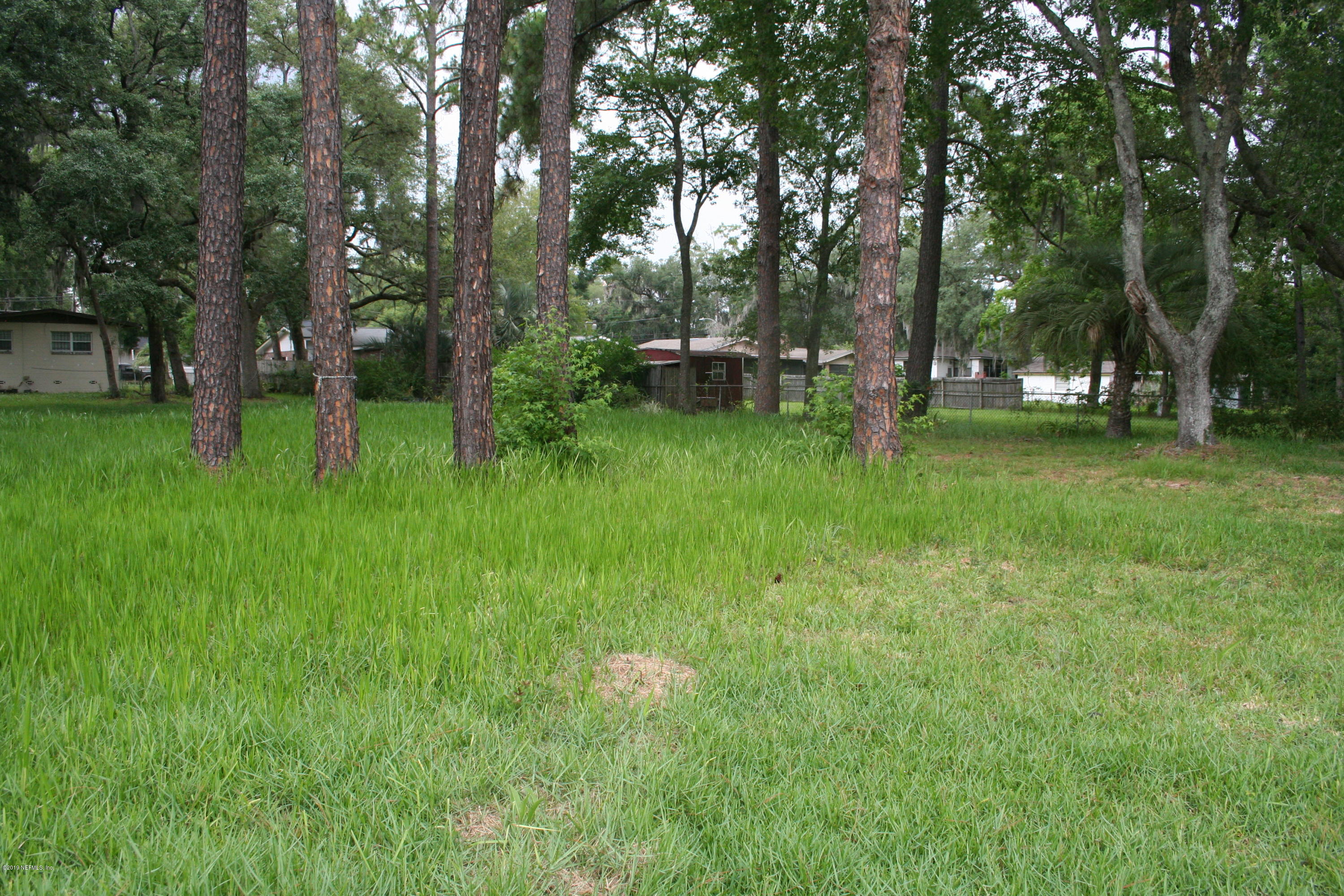 10405 Villanova Road Jacksonville, FL 32218 - Photo 12 of 25 Treed