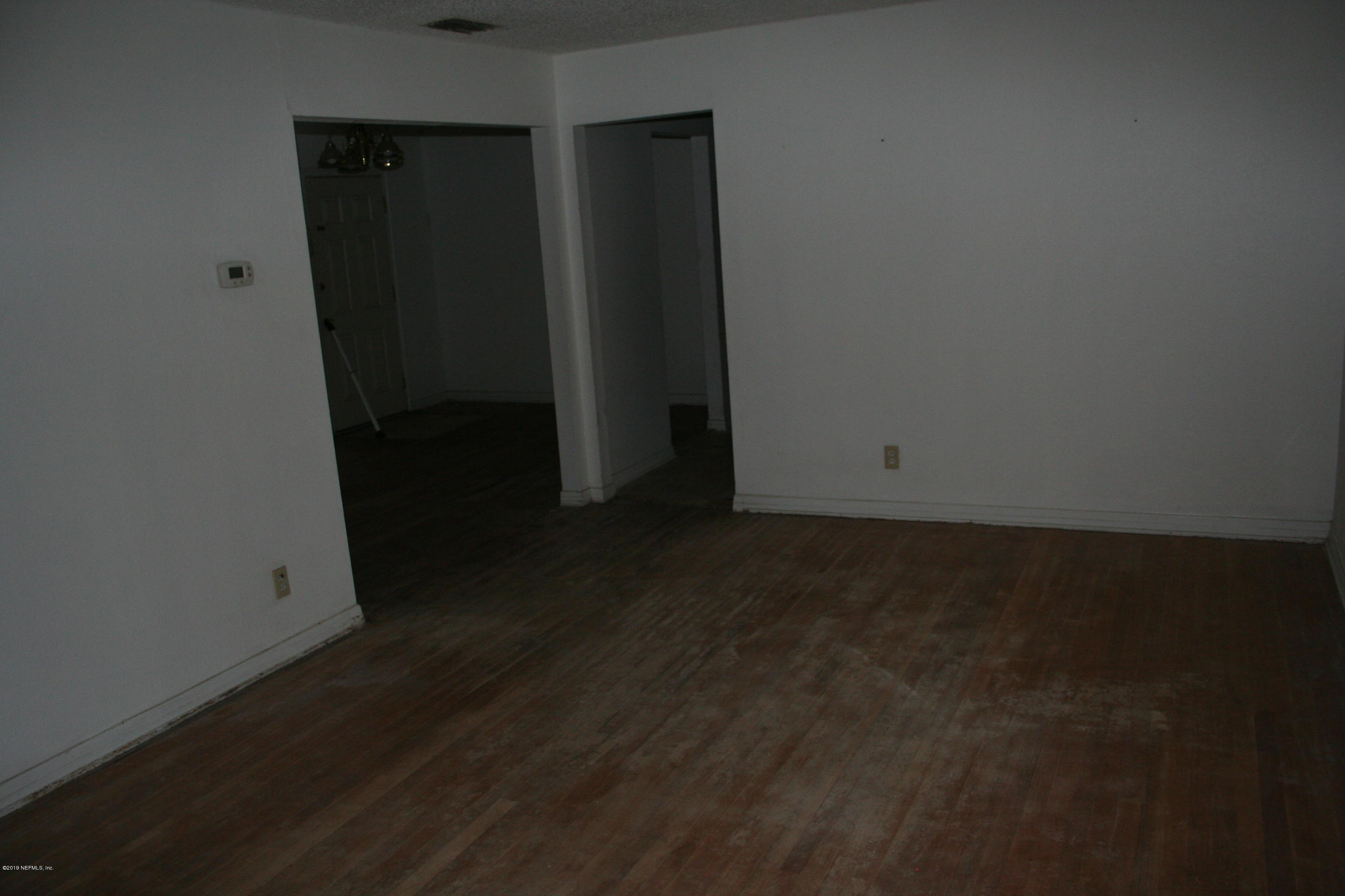 10405 Villanova Road Jacksonville, FL 32218 - Photo 17 of 25 wood floors