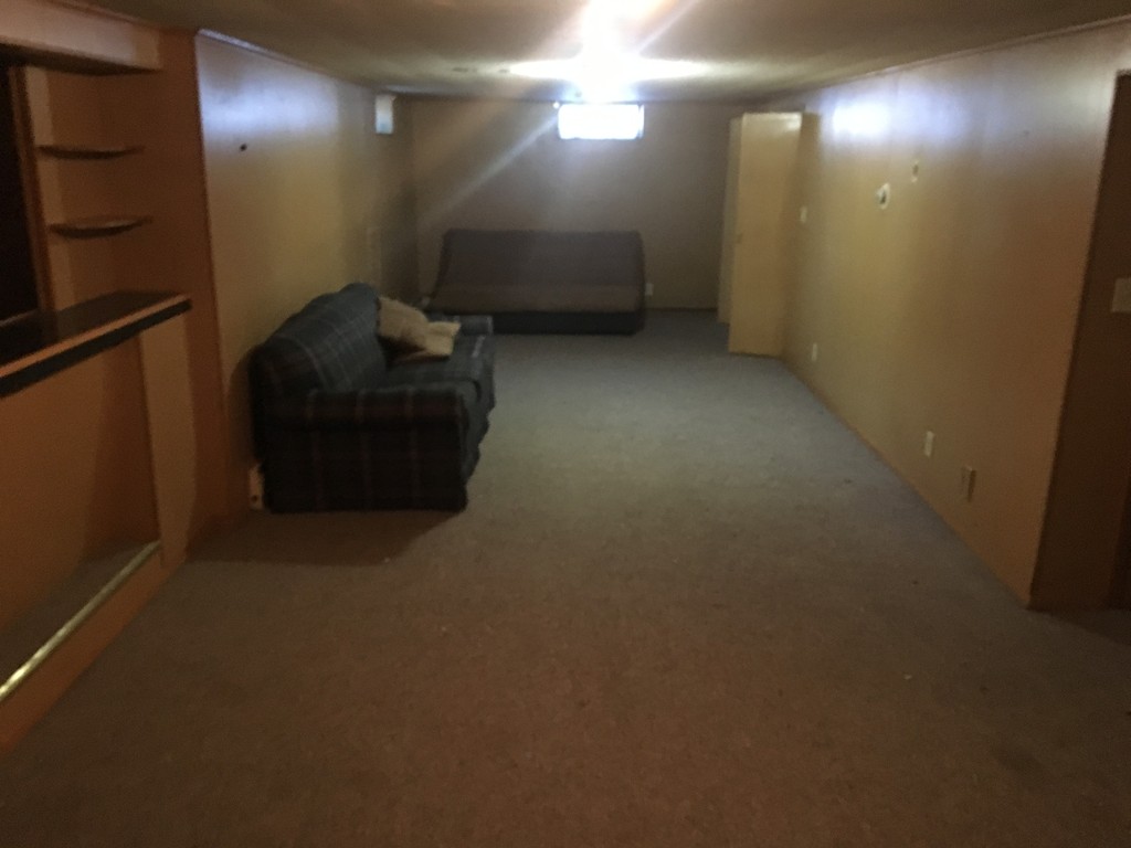 52 Clematis Road Agawam, MA 01001 - Photo 2 of 10 Gallery Image 2