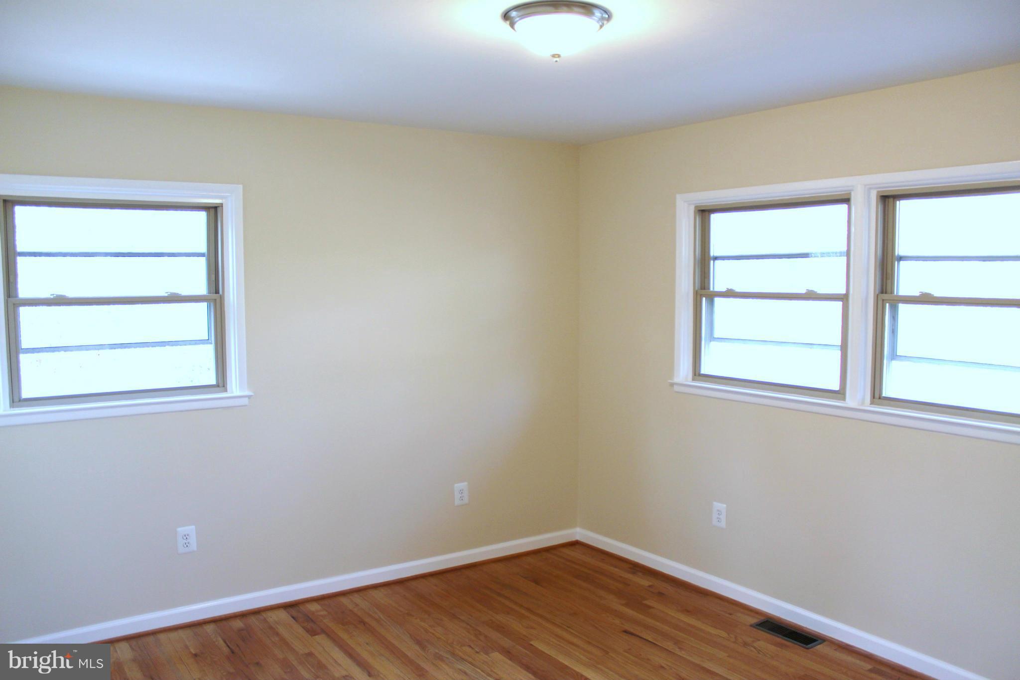 9914 Gunston Road Lorton, VA 22079 - Photo 16 of 29 Bedroom (Master)