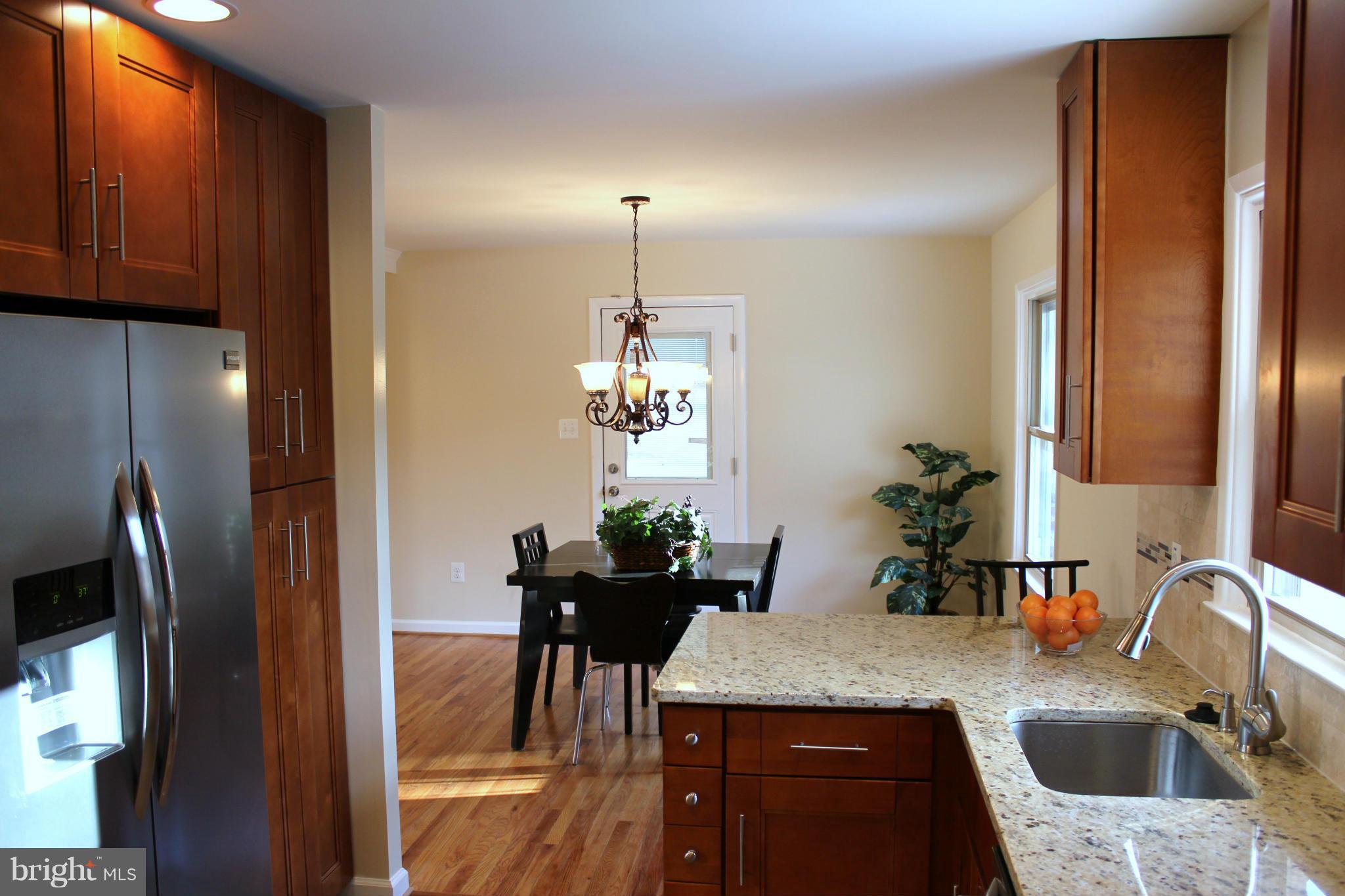 9914 Gunston Road Lorton, VA 22079 - Photo 5 of 29 Kitchen
