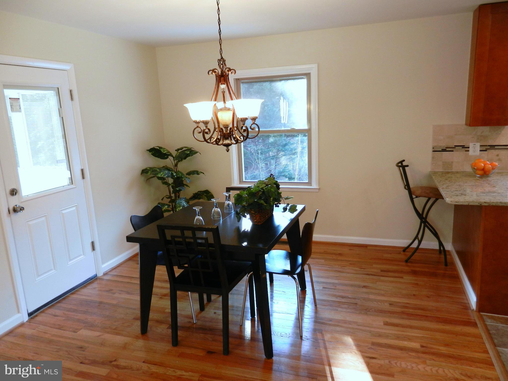 9914 Gunston Road Lorton, VA 22079 - Photo 8 of 29 Dining Room