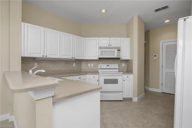 $575,000 | 9533 Cypress Hammock Circle, Unit 102, Estero, FL 34135