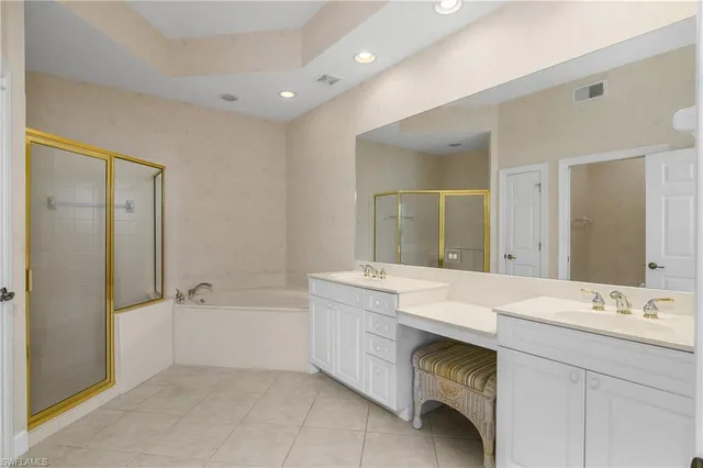 $575,000 | 9533 Cypress Hammock Circle, Unit 102, Estero, FL 34135