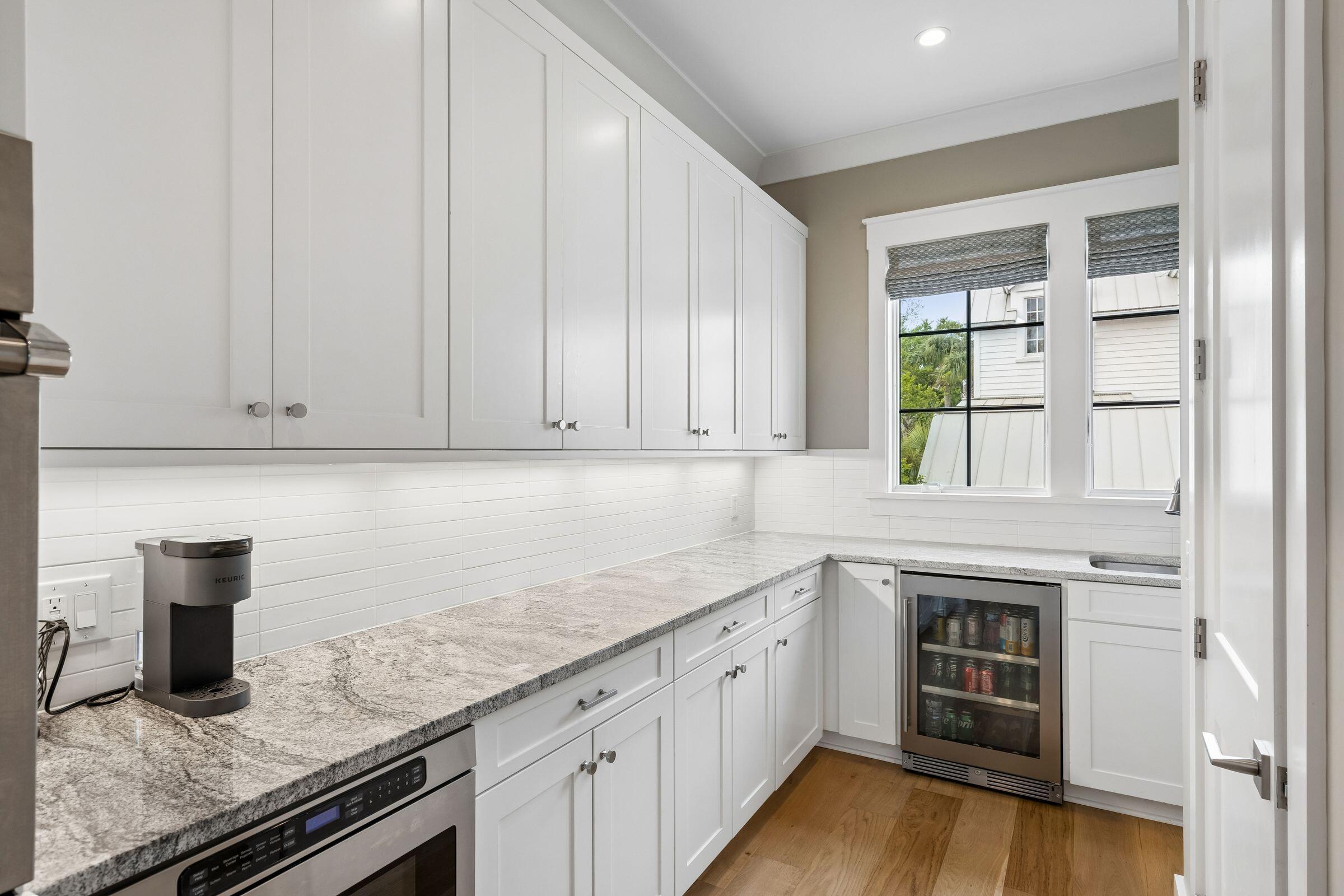 924 Pitt Street Mount Pleasant, SC 29464 - Photo 17 of 71 924PittSt-KeenEyeMarketing-034