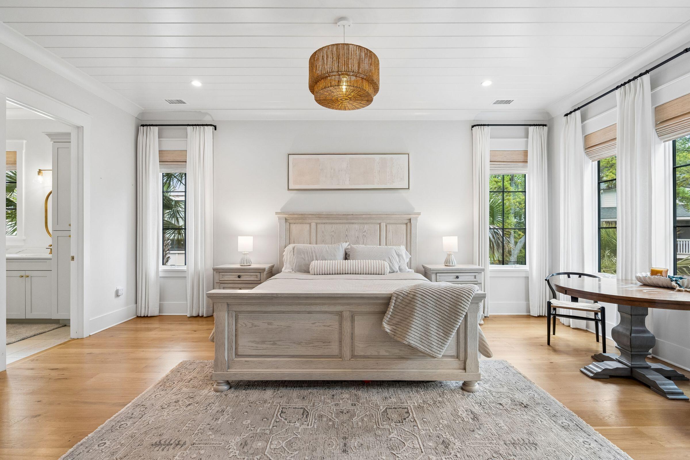 924 Pitt Street Mount Pleasant, SC 29464 - Photo 20 of 71 924PittSt-KeenEyeMarketing-044