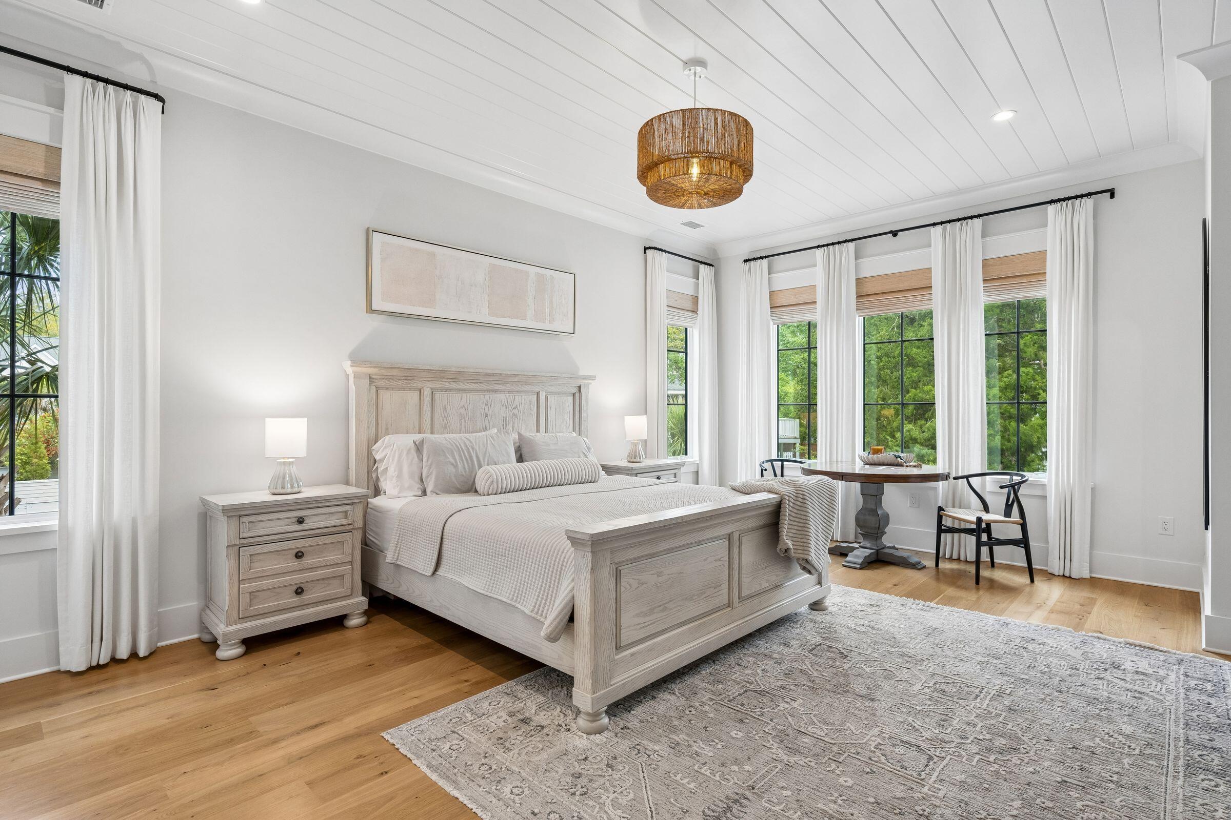 924 Pitt Street Mount Pleasant, SC 29464 - Photo 23 of 71 924PittSt-KeenEyeMarketing-042