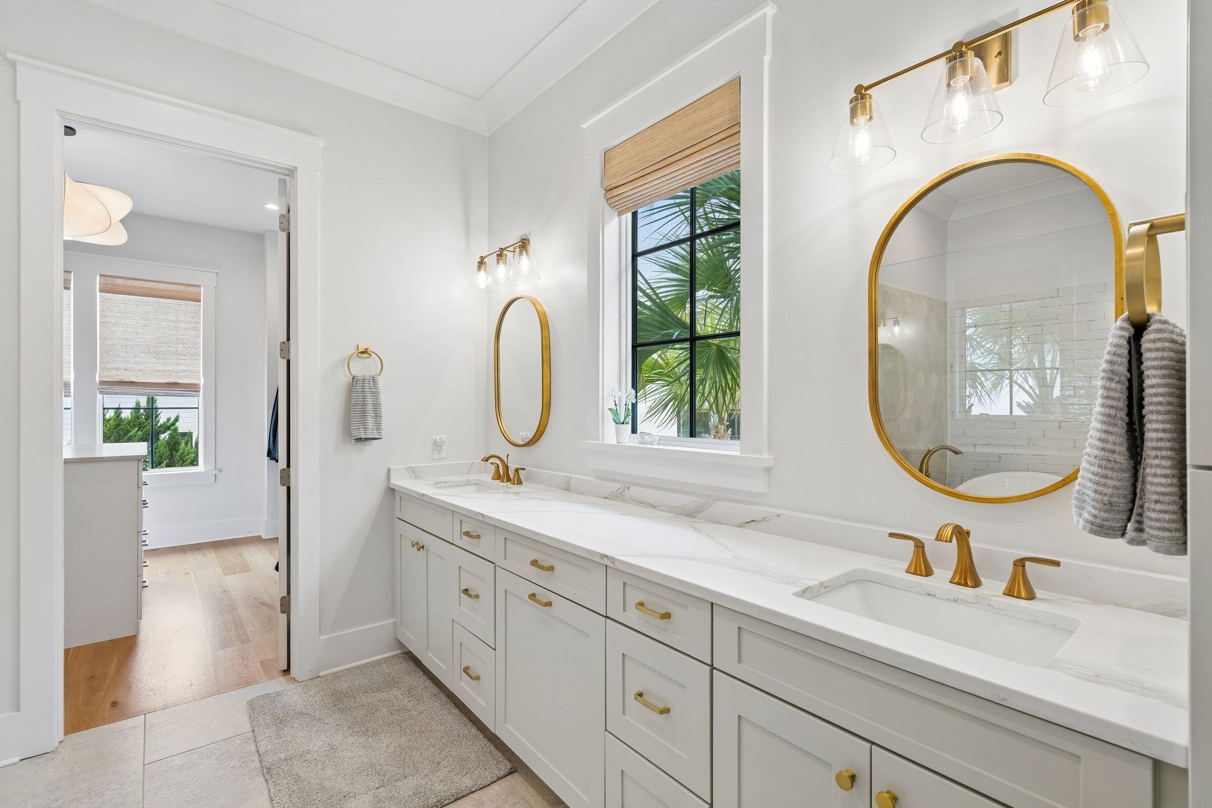 924 Pitt Street Mount Pleasant, SC 29464 - Photo 24 of 71 924PittSt-KeenEyeMarketing-046