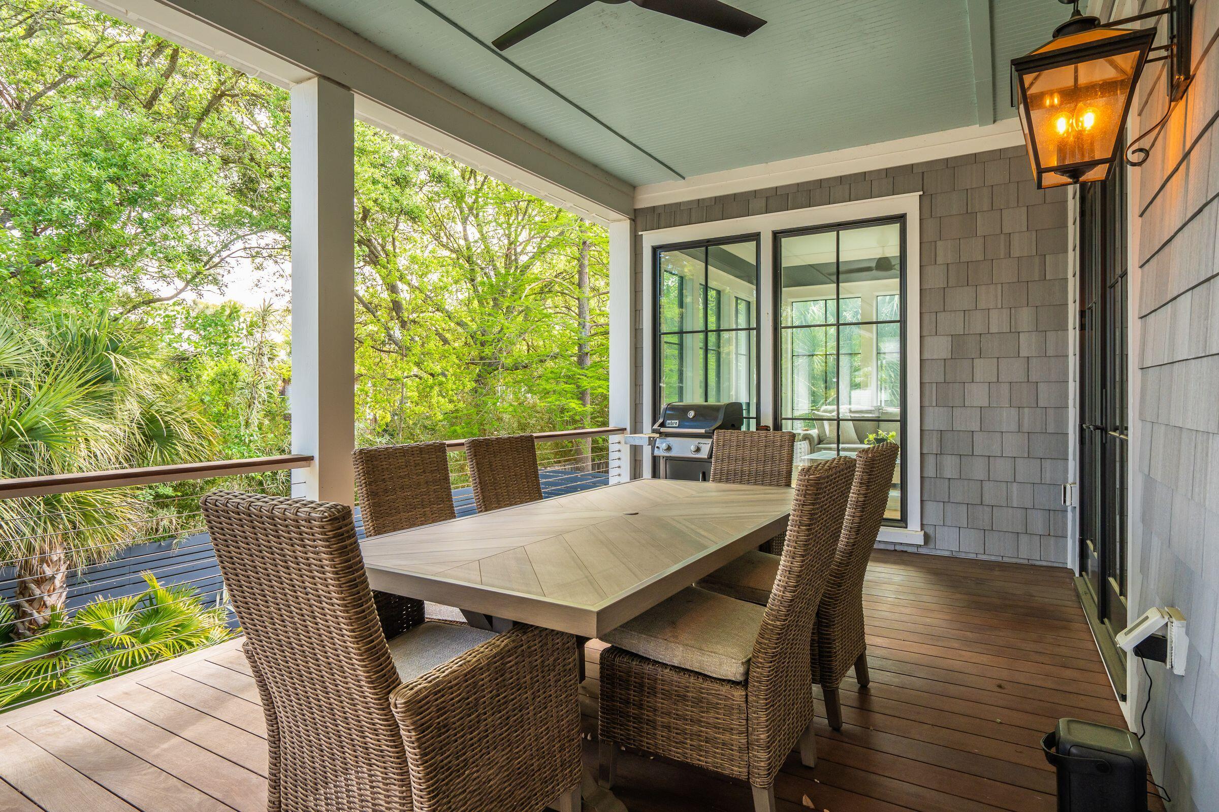 924 Pitt Street Mount Pleasant, SC 29464 - Photo 32 of 71 924PittSt-KeenEyeMarketing-071