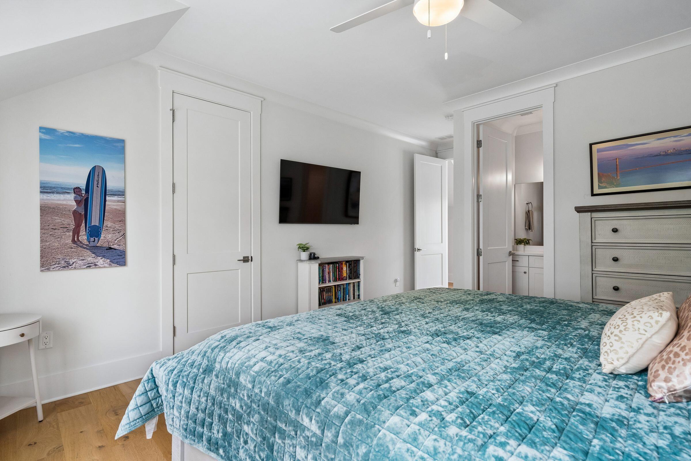 924 Pitt Street Mount Pleasant, SC 29464 - Photo 41 of 71 924PittSt-KeenEyeMarketing-051