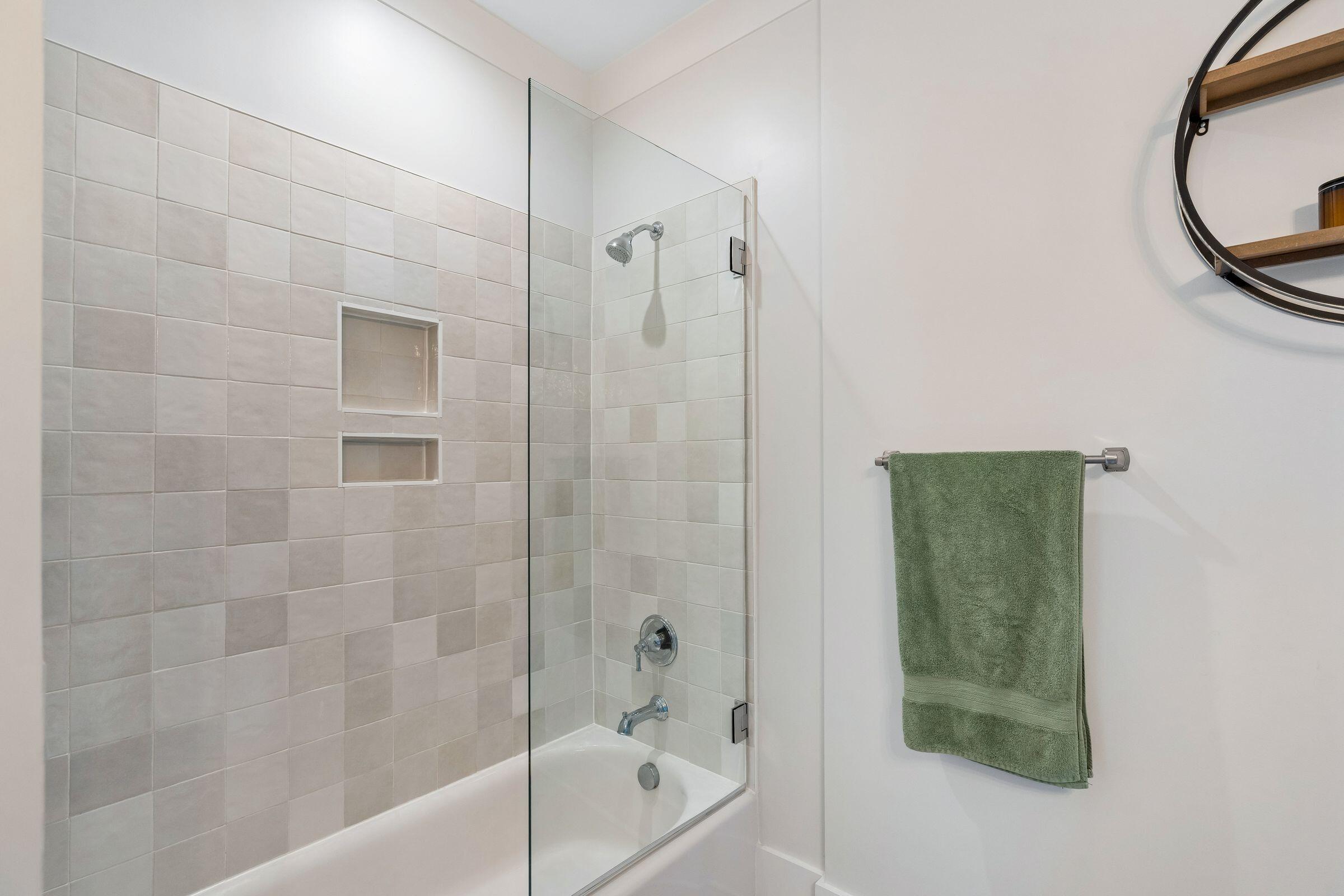 924 Pitt Street Mount Pleasant, SC 29464 - Photo 46 of 71 924PittSt-KeenEyeMarketing-057