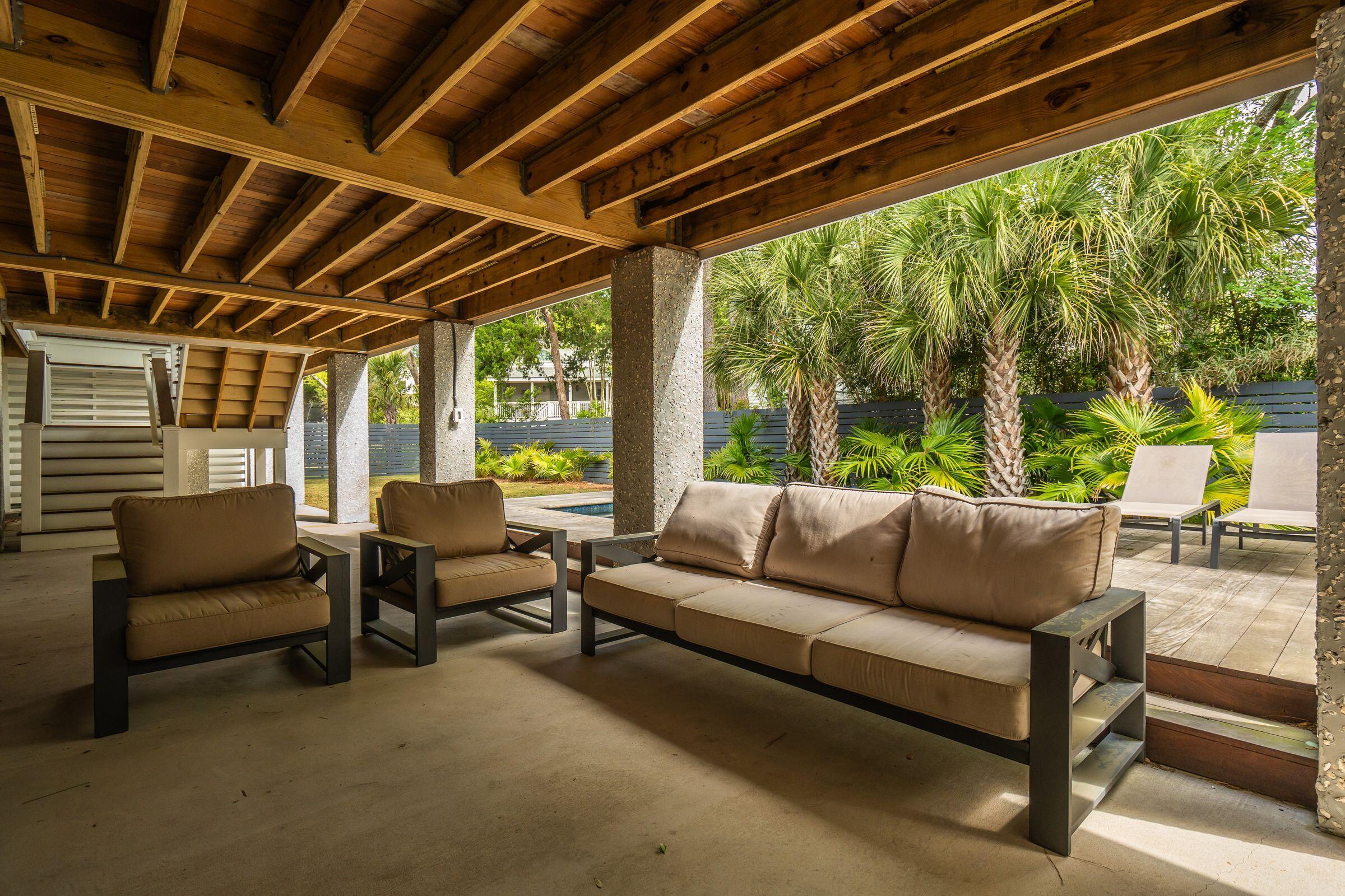 924 Pitt Street Mount Pleasant, SC 29464 - Photo 58 of 71 924PittSt-KeenEyeMarketing-082