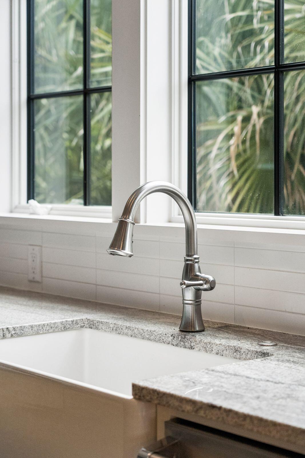 924 Pitt Street Mount Pleasant, SC 29464 - Photo 10 of 71 924PittSt-KeenEyeMarketing-025