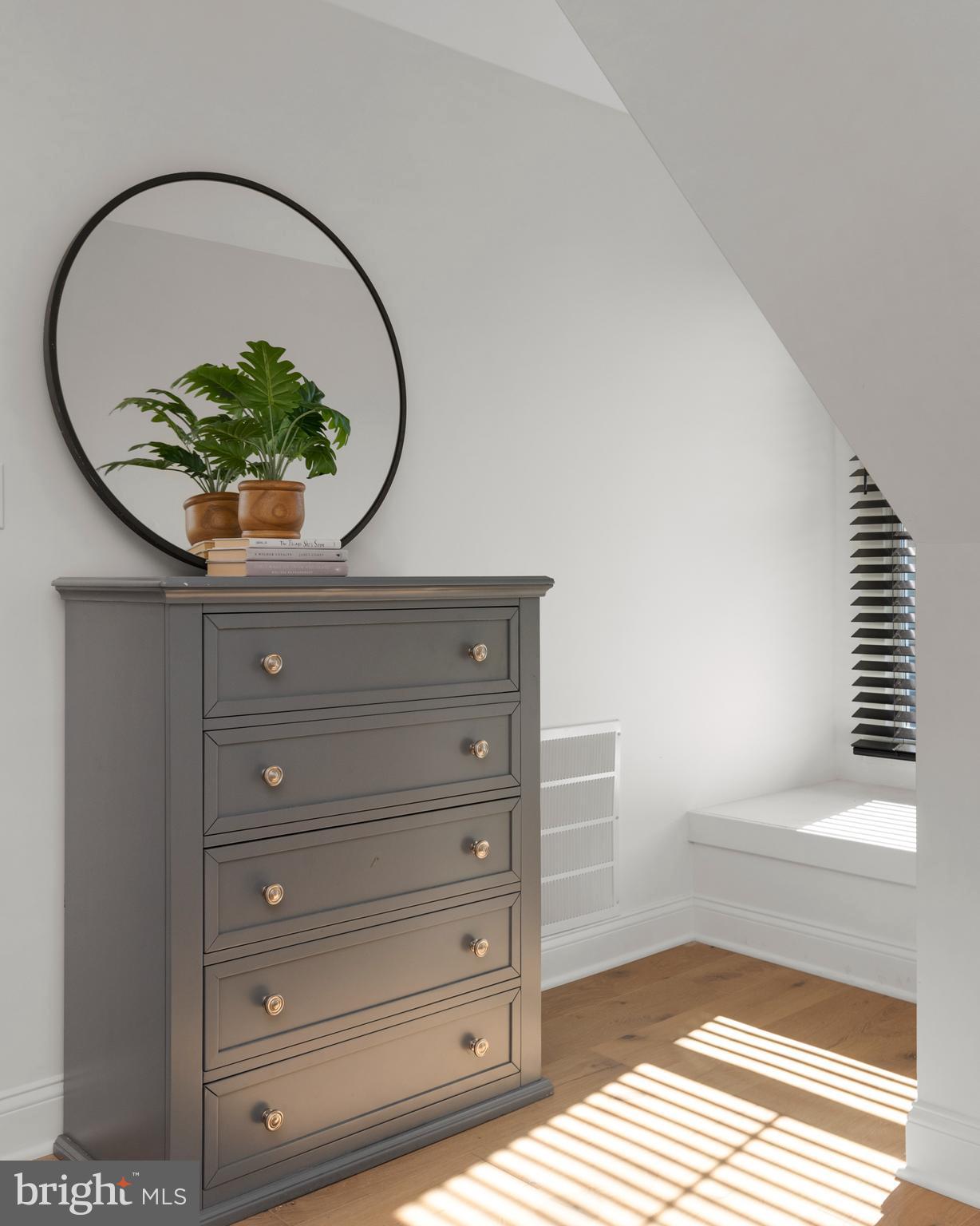 1000 West Street, Unit 200 Annapolis, MD 21401 - Photo 17 of 23 a view of a entryway