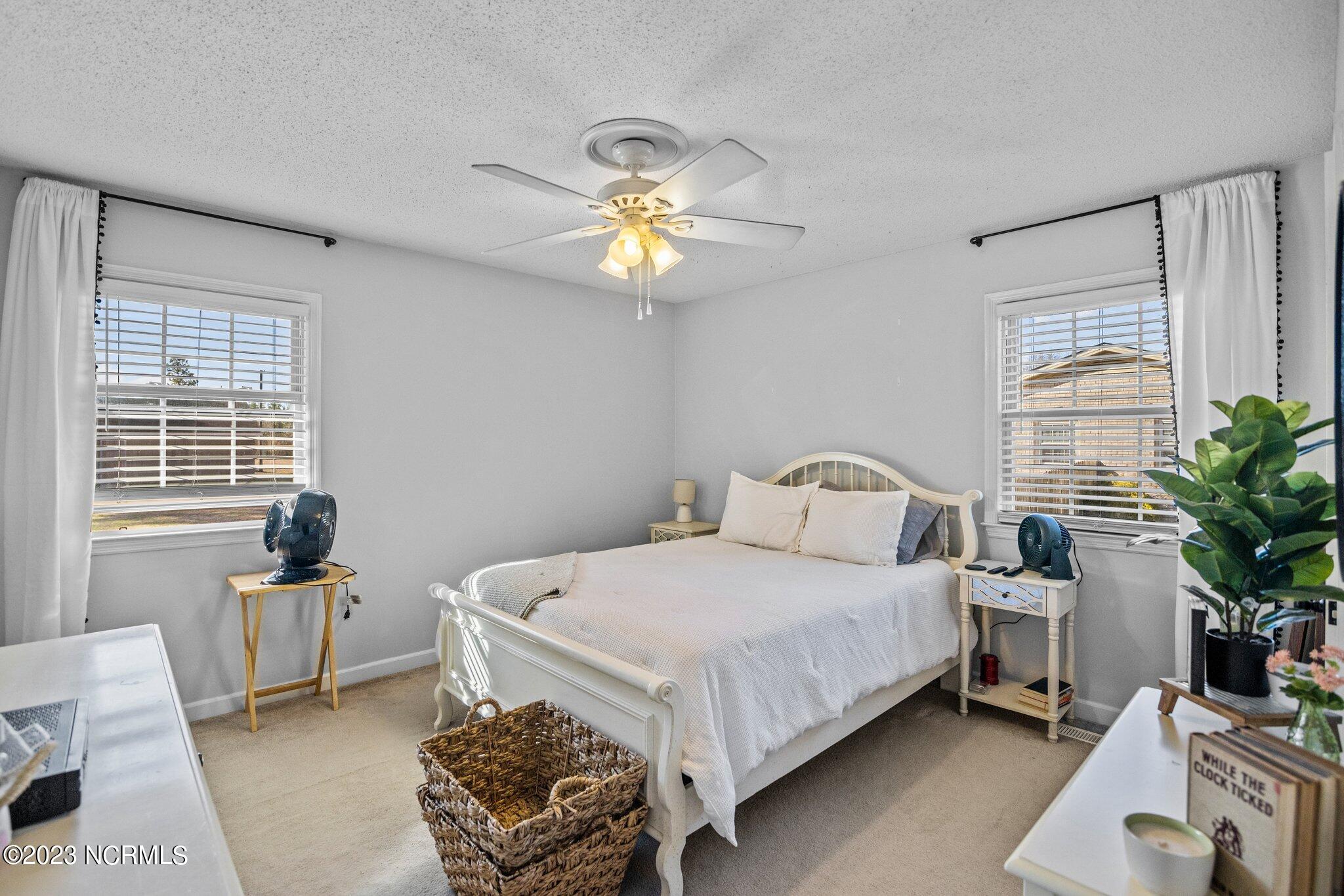 2015 Spring Garden Road New Bern, NC 28562 - Photo 13 of 37 Primary Bedroom