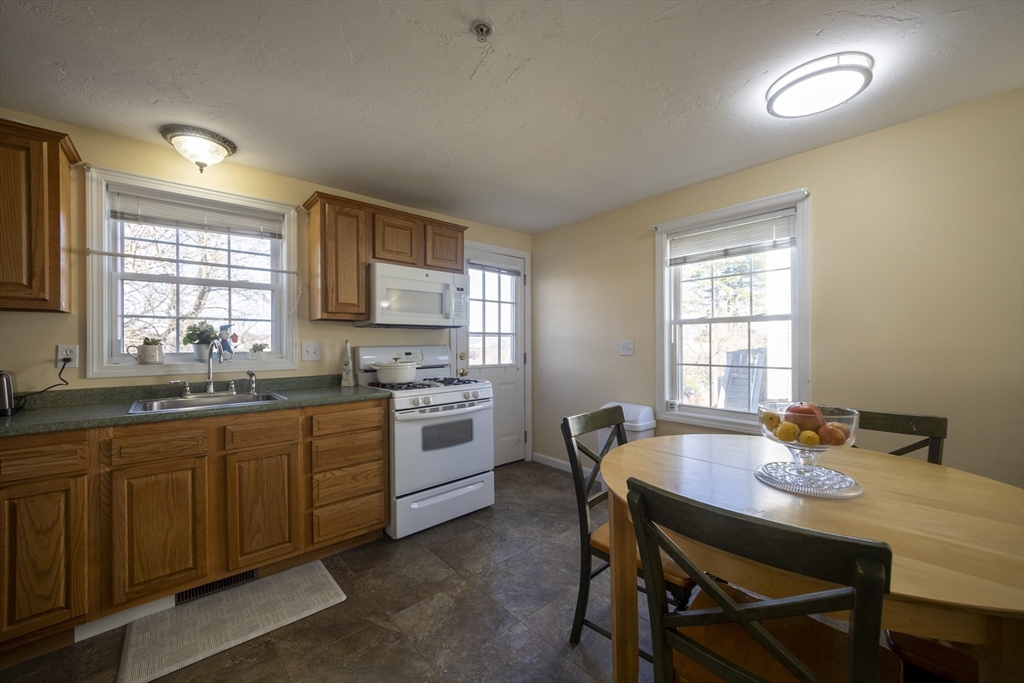 1017 Middlesex Street, Unit 5 Lowell, MA 01851 - Photo 4 of 21