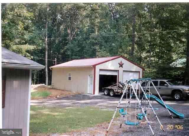 433 Pine Grove Road Gardners, PA 17324 - Photo 4 of 25 Gallery Image 4
