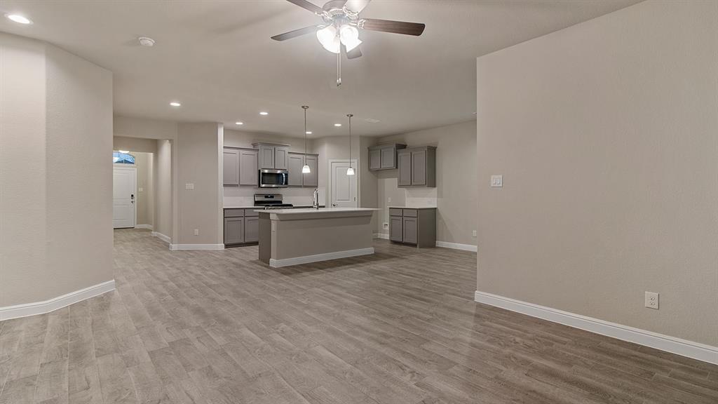 117 Ringtail Drive Rhome, TX 76078 - Photo 7 of 29