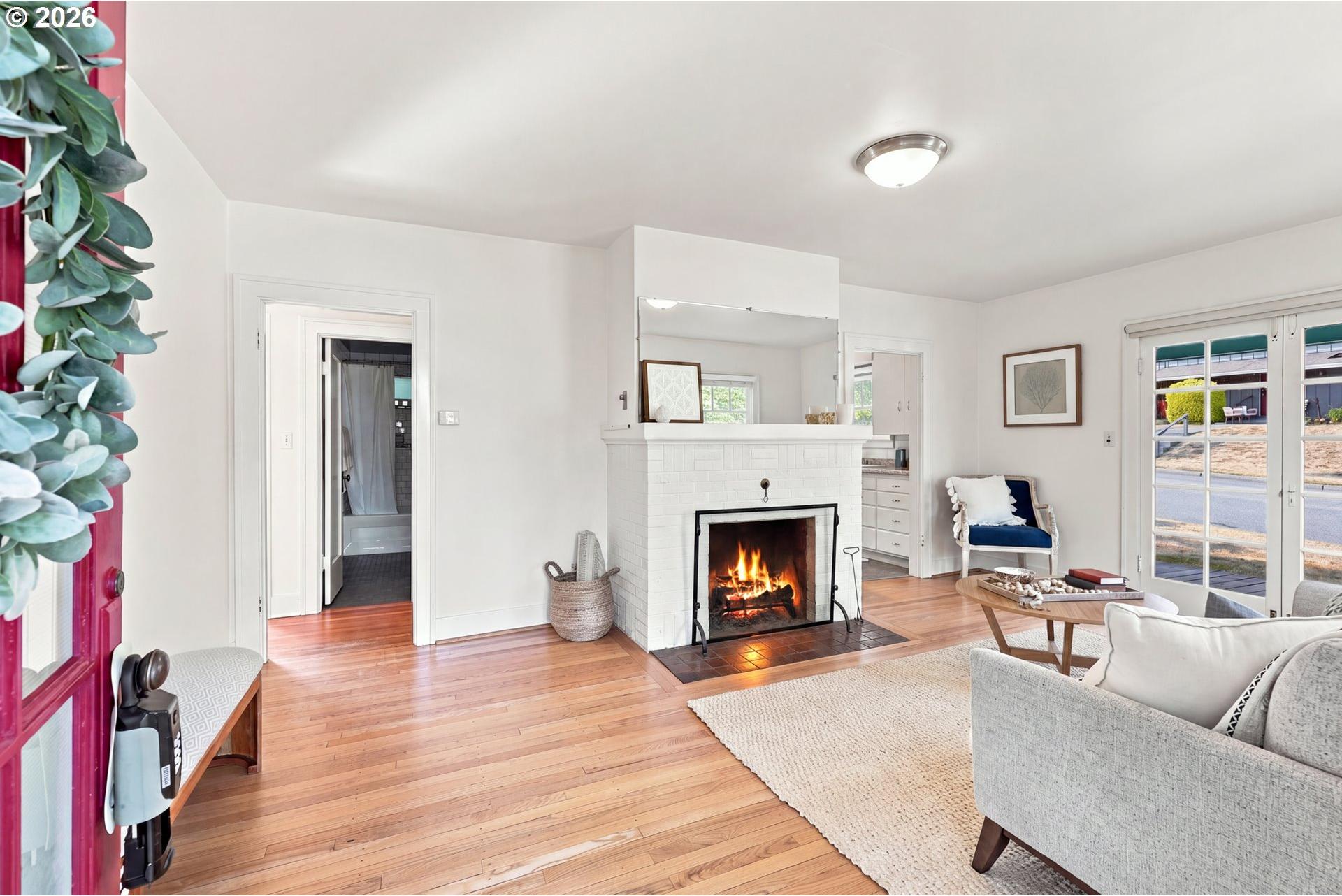 1235 Southwest Cheltenham Street Portland, OR 97239 - Photo 7 of 48 Gallery Image 7