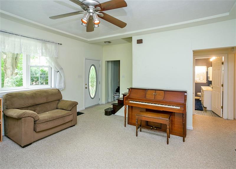 680 South Ridge Road Coal Center, PA 15423 - Photo 10 of 25 Living Room area