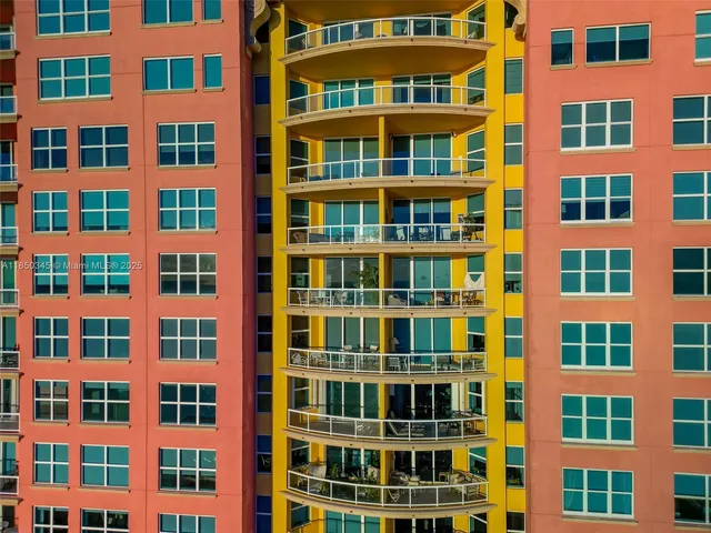 $1,795,000 | 2100 North Ocean Boulevard, Unit 18D, Fort Lauderdale, FL 33305