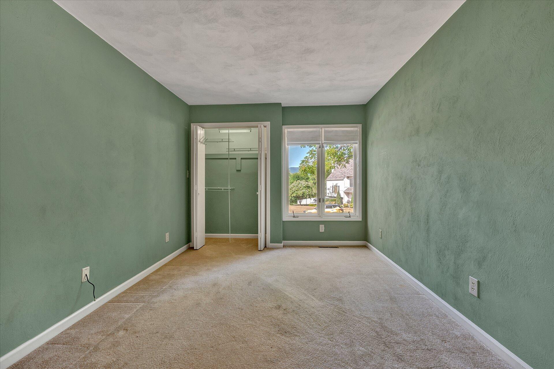 3303 One Oak Road Roanoke, VA 24018 - Photo 21 of 33 23-SGP (24 of 35)