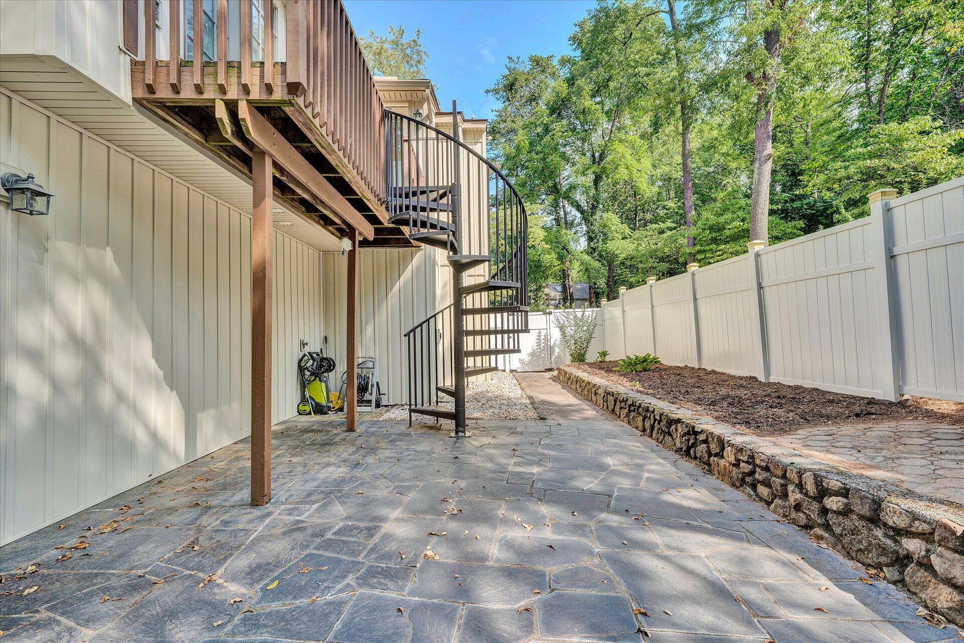 3303 One Oak Road Roanoke, VA 24018 - Photo 30 of 33 32-SGP (32 of 35)