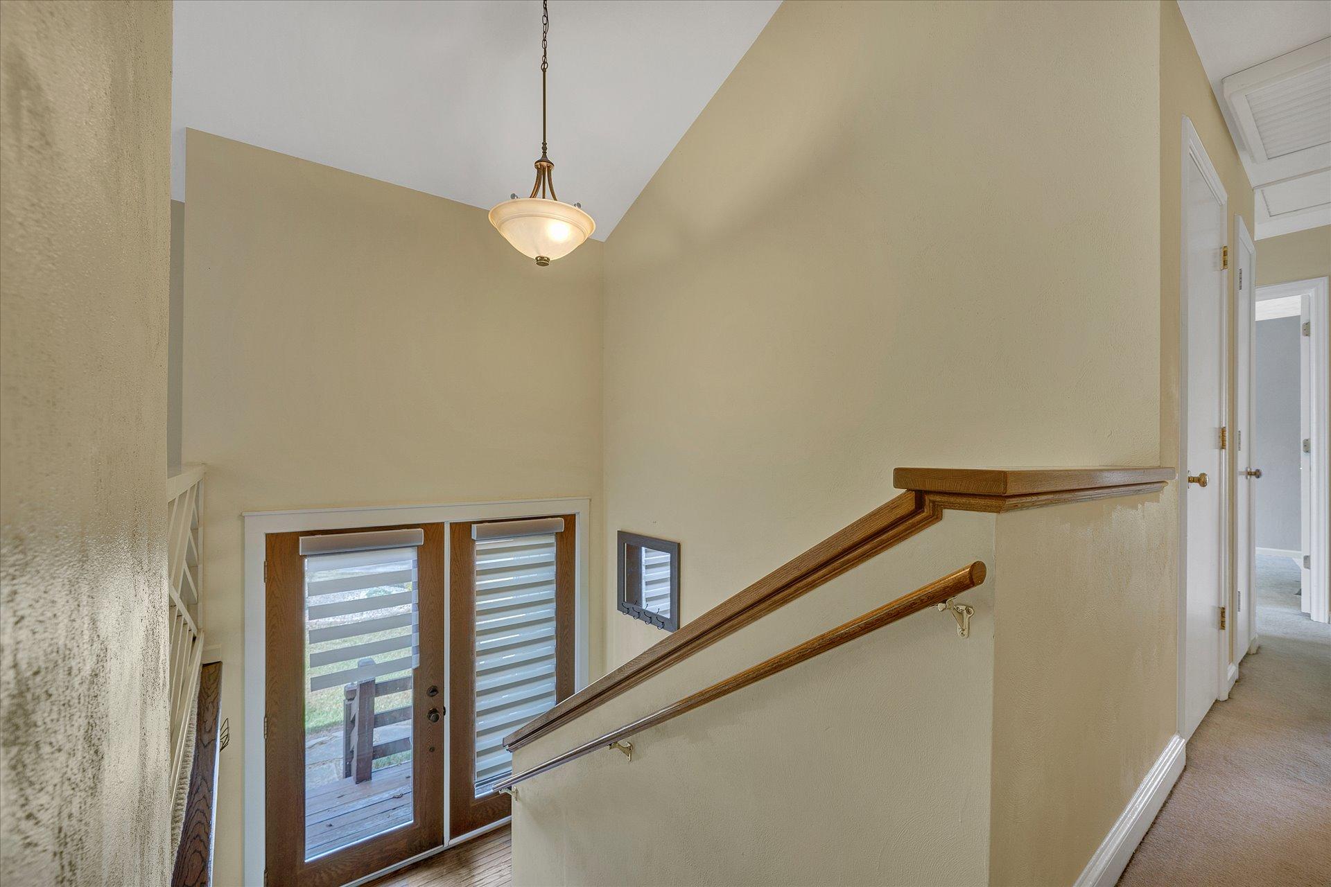 3303 One Oak Road Roanoke, VA 24018 - Photo 4 of 33 05-SGP (6 of 35)