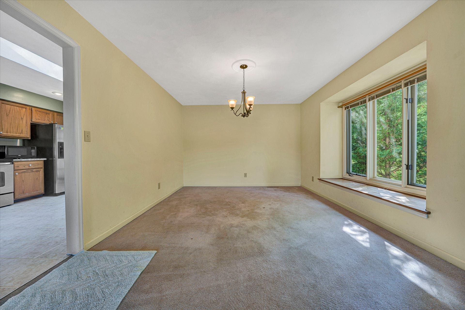3303 One Oak Road Roanoke, VA 24018 - Photo 7 of 33 09-SGP (10 of 35)