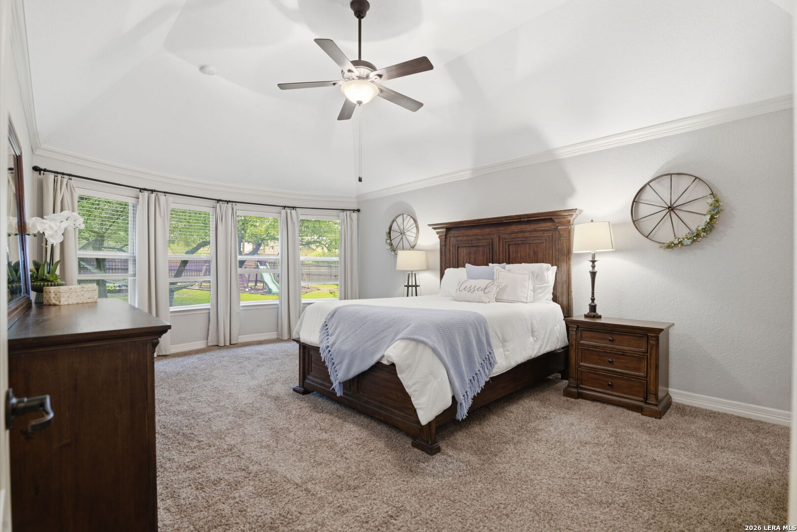 30349 Setterfeld Circle Fair Oaks Ranch, TX 78015 - Photo 11 of 25
