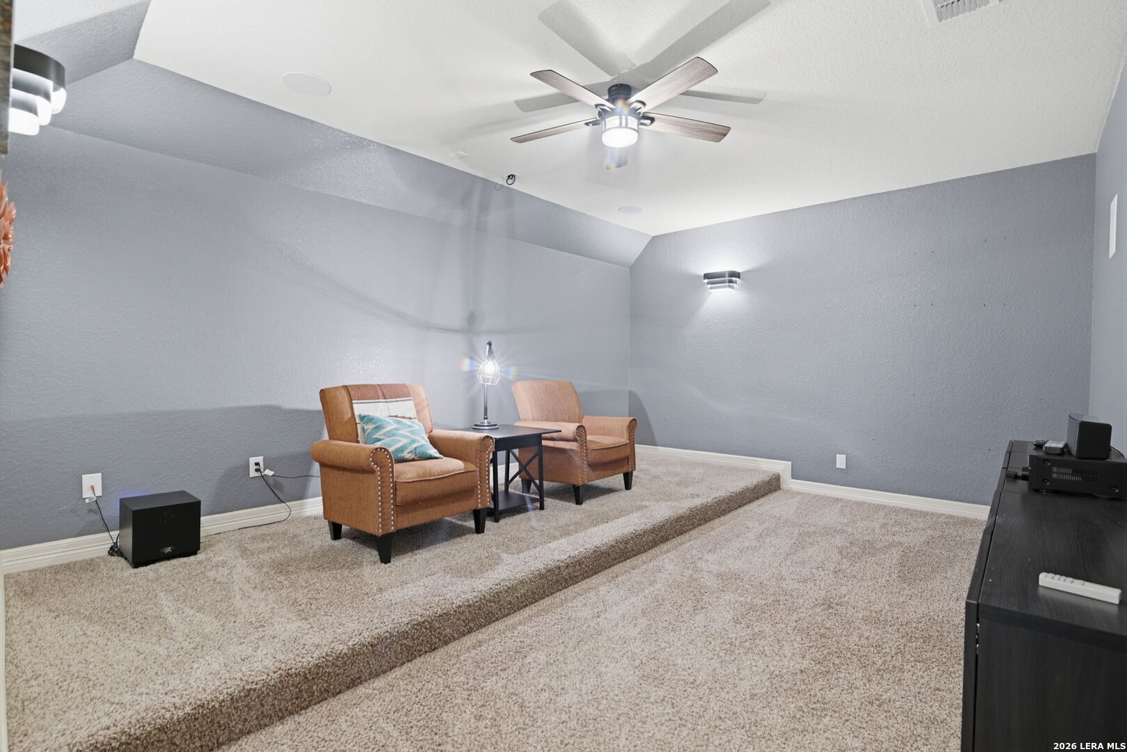 30349 Setterfeld Circle Fair Oaks Ranch, TX 78015 - Photo 14 of 25