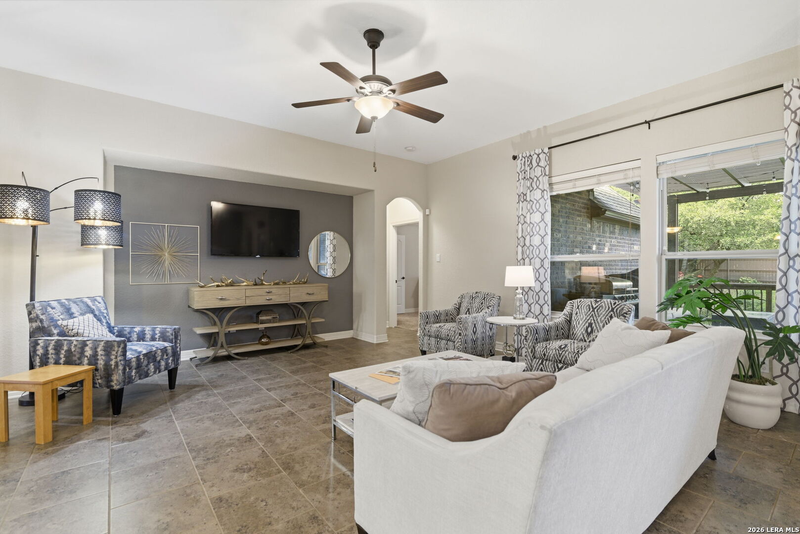 30349 Setterfeld Circle Fair Oaks Ranch, TX 78015 - Photo 9 of 25