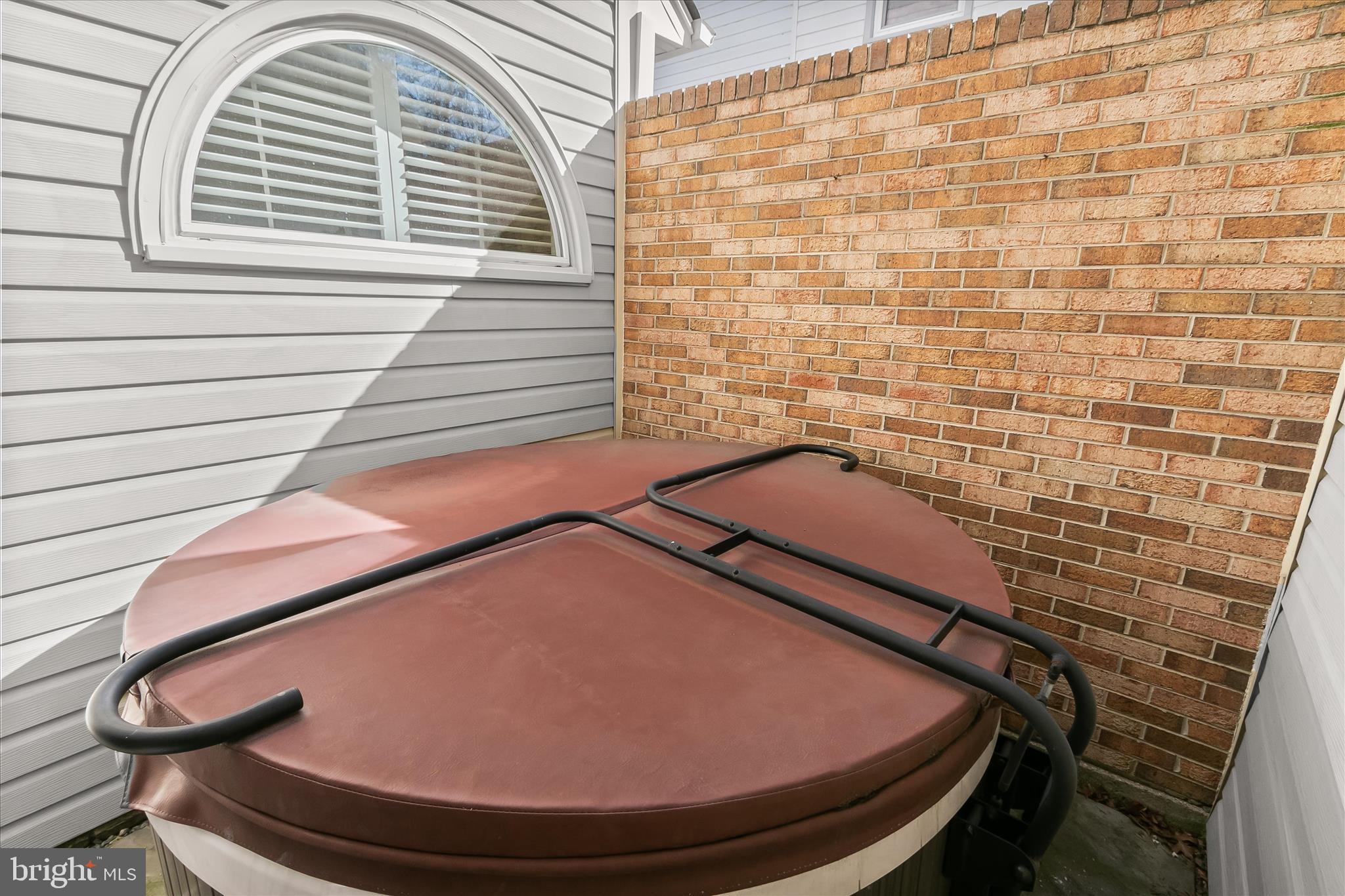 14215 Summit Lane Laurel, MD 20708 - Photo 58 of 62 a view of entryway